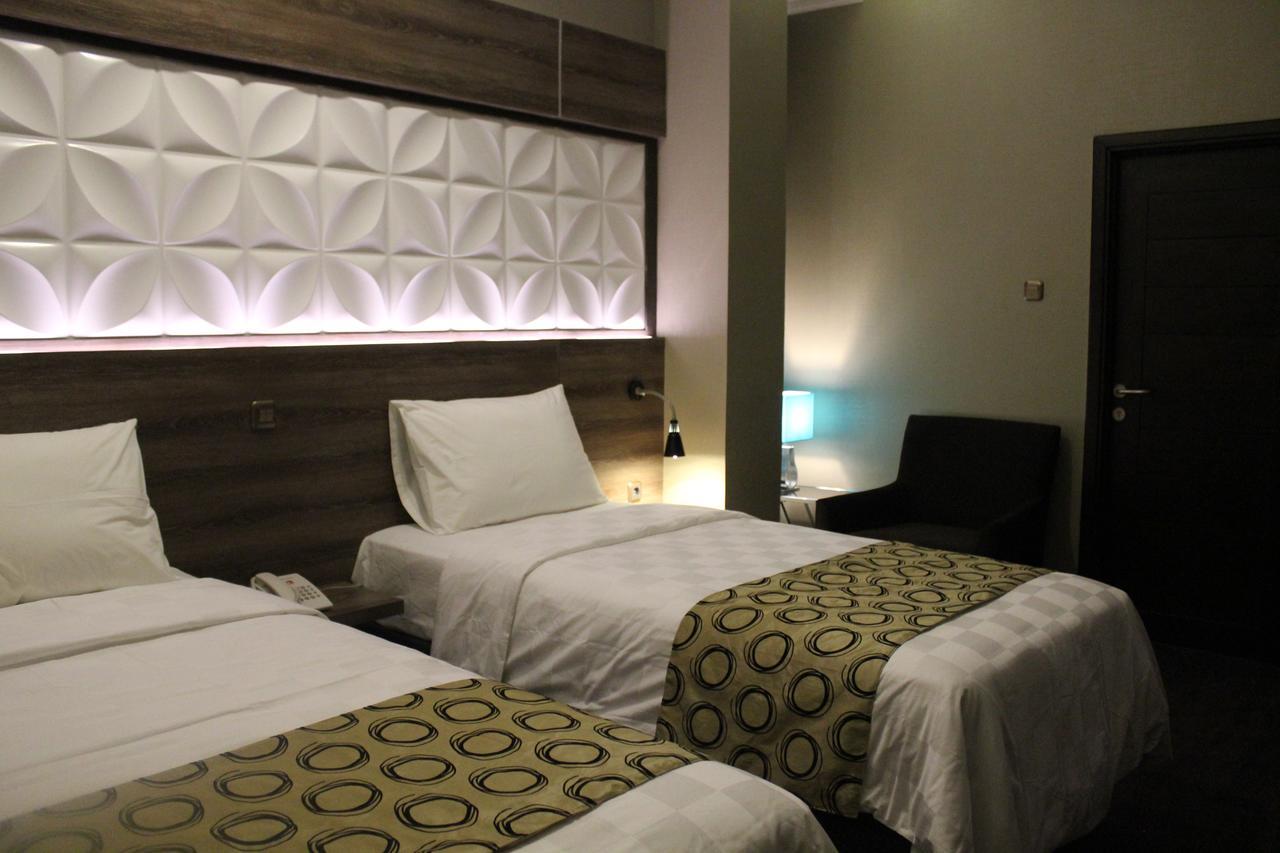 Fontana Hotel Джакарта Экстерьер фото