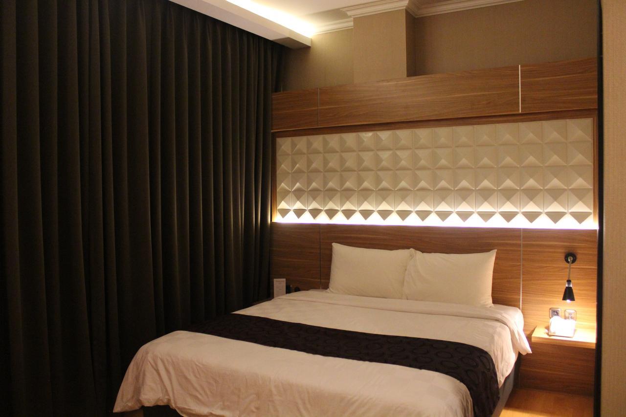 Fontana Hotel Джакарта Экстерьер фото